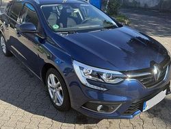 Blau Gebraucht 2020 Renault Mégane GrandTour Business Kombi | 16.900 € (Fairer Preis)