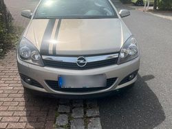Grau Gebraucht 2007 Opel Astra Cabriolet Cabrio | 3.000 € (Fairer Preis)