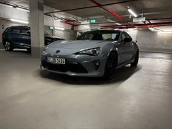 Grau Gebraucht 2018 Toyota GT86 Edition Coupé | 28.500 € (Etwas zu teuer)