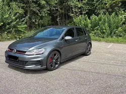 Grau Gebraucht 2019 VW Golf VII GTI Limousine | 23.490 € (Fairer Preis)