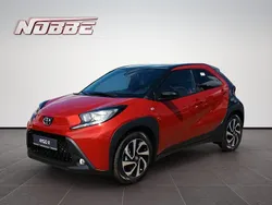 Chili red perleffekt/dach mysticschwarz mica Gebraucht 2025 Toyota Aygo Kleinwagen | 19.500 € (Teuer)