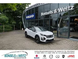 Weiß metallic Gebraucht 2024 Peugeot 2008 GT SUV | 23.590 € (Fairer Preis)
