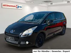 Schwarz Gebraucht 2009 Peugeot 5008 Platinum Van / Kleinbus | 3.899 € (Guter Preis)