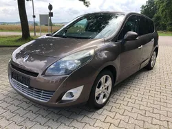 Grau Gebraucht 2011 Renault Grand Scénic III Dynamique Van / Kleinbus | 3.800 € (Guter Preis)