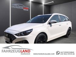 Weiß Gebraucht 2023 Hyundai i30 Trend Kombi | 17.690 € (Superpreis)