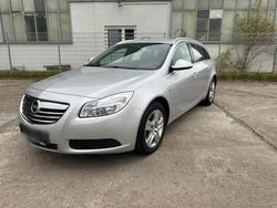 Silber Gebraucht 2010 Opel Insignia Kombi | 3.400 € (Guter Preis)