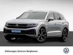 Oyster silver metallic Gebraucht 2024 VW Touareg R-line SUV | 62.998 € (Guter Preis)