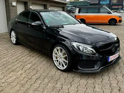 Schwarz Gebraucht 2016 Mercedes C300 AMG line Limousine | 17.750 € (Etwas zu teuer)