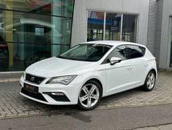 Weiß Gebraucht 2018 Seat Leon FR Limousine | 12.999 € (Guter Preis)