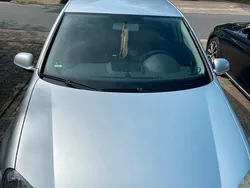 Silber Gebraucht 2004 VW Golf V Kleinwagen | 1.000 € (Superpreis)