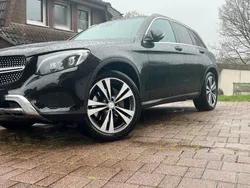 Schwarz Gebraucht 2016 Mercedes GLC220 SUV | 23.599 € (Superpreis)