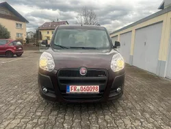 Rot Gebraucht 2010 Fiat Doblò Van / Kleinbus | 4.750 € (Fairer Preis)