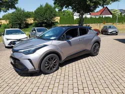 Metalstreamgrau metallic / dach schwarz Gebraucht 2021 Toyota C-HR Sport SUV | 25.490 € (Etwas zu teuer)