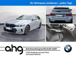 Grau Gebraucht 2024 BMW 320 Performance Kombi | 48.930 €