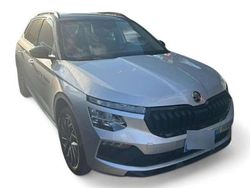 Brilliantsilber metallic Gebraucht 2024 Skoda Kamiq Selection SUV | 20.399 € (Superpreis)