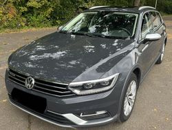 Grau Gebraucht 2017 VW Passat Alltrack Kombi | 14.800 € (Fairer Preis)