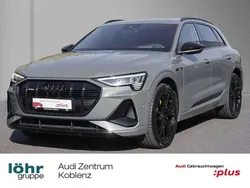 Chronosgrau metallic Gebraucht 2022 Audi e-tron S-Line SUV | 46.980 € (Teuer)