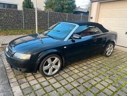 Schwarz Gebraucht 2004 Audi A4 Cabriolet S-Line Cabrio | 1.600 € (Fairer Preis)