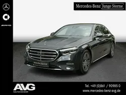 Grau Gebraucht 2024 Mercedes E200 Premium Limousine | 59.990 € (Teuer)