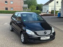 Schwarz Gebraucht 2008 Mercedes B150 Van / Kleinbus | 2.999 € (Fairer Preis)