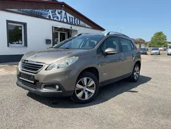 Grau Gebraucht 2014 Peugeot 2008 Business-Line SUV | 5.799 € (Guter Preis)