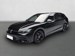 Grenadillschwarz metallic Neu 2025 VW Passat R-line Kombi | 46.700 € (Guter Preis)