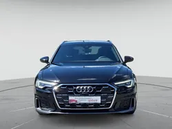 Mythosschwarz metallic Gebraucht 2024 Audi A6 S-Line Kombi | 51.890 €