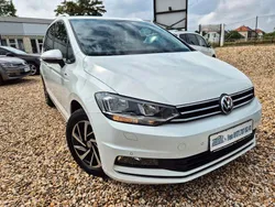 Weiß Gebraucht 2019 VW Touran Join Van / Kleinbus | 17.500 € (Guter Preis)