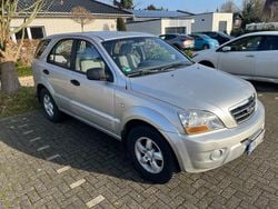 Silber Gebraucht 2009 Kia Sorento SUV | 3.950 € (Guter Preis)