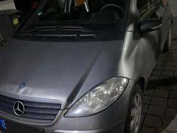 Beige Gebraucht 2004 Mercedes A170 Classic Kleinwagen | 1.350 € (Guter Preis)