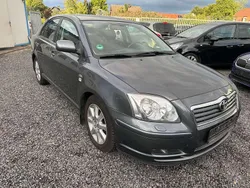 Grau Gebraucht 2006 Toyota Avensis Executive Kleinwagen | 2.450 € (Guter Preis)