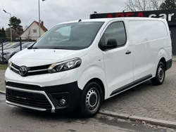 Weiß Gebraucht 2022 Toyota Proace Van | 23.900 € (Guter Preis)