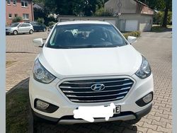 Weiß Gebraucht 2015 Hyundai ix35 SUV | 10.000 € (Teuer)
