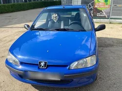 Blau Gebraucht 2003 Peugeot 106 Kleinwagen | 650 €