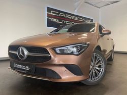 Gold Gebraucht 2023 Mercedes CLA250e Shooting Brake Kombi | 24.990 € (Guter Preis)