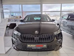 Schwarz Neu 2025 Skoda Scala Monte Carlo Kleinwagen | 33.550 € (Teuer)