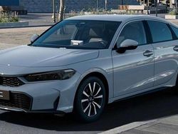 Sonic gray pearl Neu 2026 Honda Civic Elegance Limousine | 32.950 €