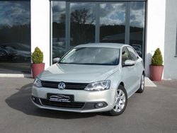 Silber Gebraucht 2011 VW Jetta Comfortline Limousine | 5.890 € (Fairer Preis)