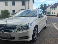 Weiß Gebraucht 2011 Mercedes E250 Kombi | 12.900 € (Etwas zu teuer)