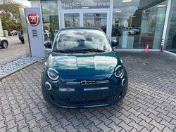 Grün Neu 2025 Fiat 500e Icon | 28.650 €
