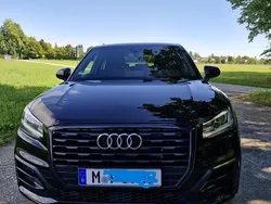 Schwarz Gebraucht 2019 Audi Q2 Black Edition SUV | 16.800 € (Fairer Preis)