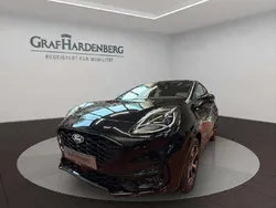 Obsidianschwarz metallic Gebraucht 2025 Ford Puma ST-Line SUV | 28.980 € (Etwas zu teuer)