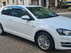 Weiß Gebraucht 2014 VW Golf VII Cup Limousine | 8.190 € (Guter Preis)