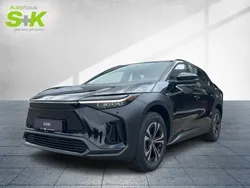 Onyxschwarz (schwarz) Gebraucht 2025 Toyota bZ4X SUV | 36.990 € (Guter Preis)