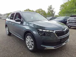 Quarzgrau metallic (metallic) Gebraucht 2021 Skoda Kamiq Ambition SUV | 21.930 € (Fairer Preis)