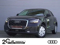 Brillantschwarz Gebraucht 2018 Audi Q2 Design SUV | 16.990 € (Fairer Preis)