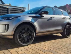 Grau Gebraucht 2019 Land Rover Range Rover evoque R-Dynamic SUV | 36.500 € (Teuer)