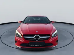 Rot Gebraucht 2017 Mercedes CLA200 Shooting Brake Kombi | 17.500 € (Superpreis)