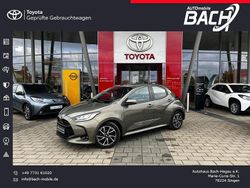 Braun Gebraucht 2021 Toyota Yaris Club Limousine | 15.990 € (Fairer Preis)