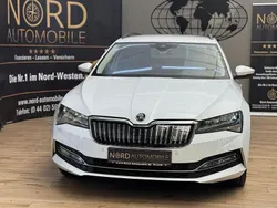 Weiss Gebraucht 2022 Skoda Superb | 17.990 € (Superpreis)